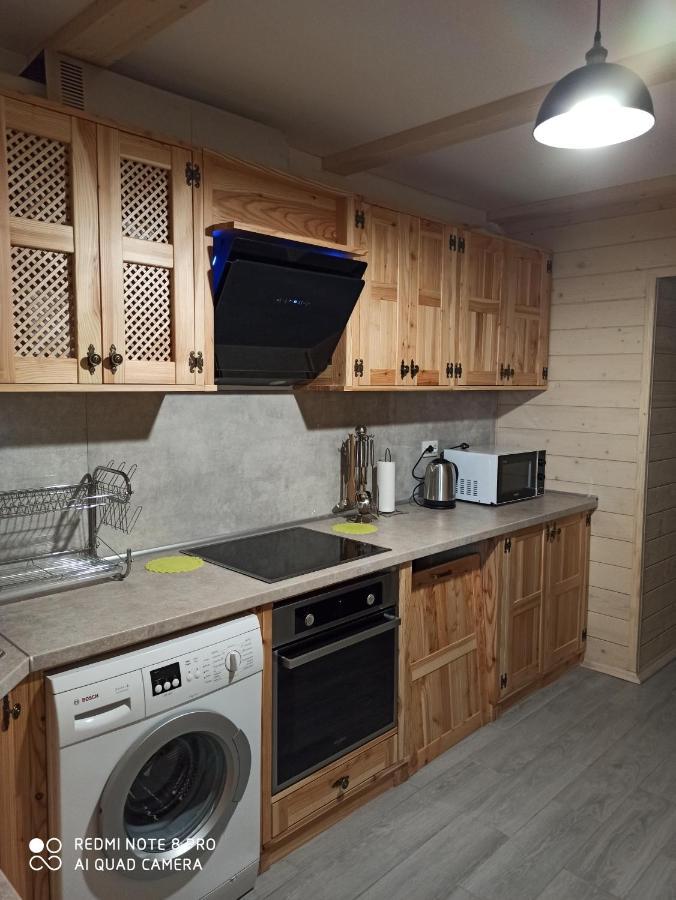 Brand New 2020 Specious Apartment Druzi 2 Паляниця Екстериор снимка